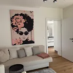 דירה Christine Am *