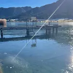 Christine Am דירה וויסנסי